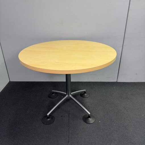 Round Table 1000mm in Diameter - 1 available