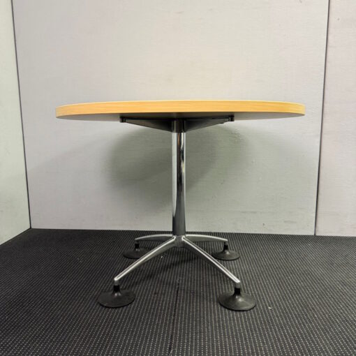 Round Table 1000mm in Diameter - 1 available - Image 4