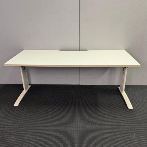 Straight Desk - 1800 x 750 - 6 available - Image 5