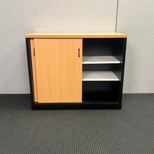 Credenza - 900W x 450D x 730H - 1 available - Image 3