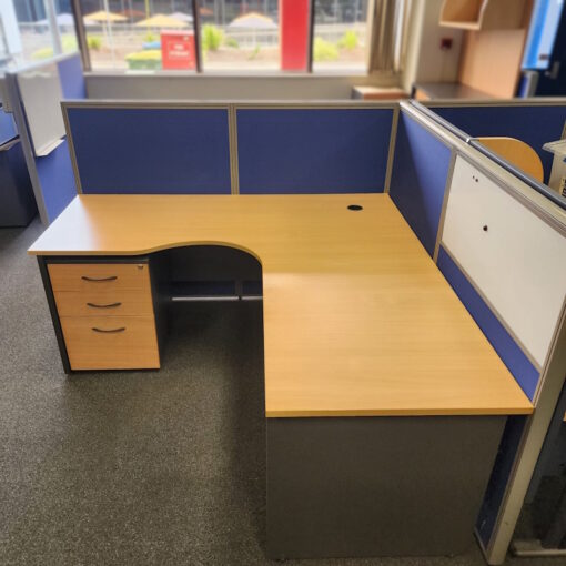 Corner Workstation - 1800 x 1800 - 62 available - Image 2