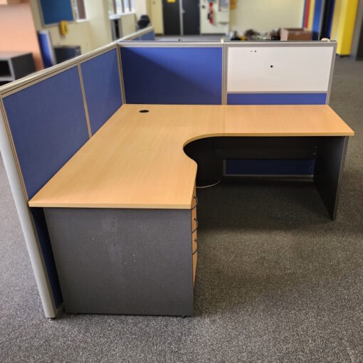 Corner Workstation - 1800 x 1800 - 62 available - Image 3