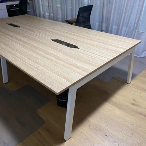 4 Person Desk - 3200 x 1600 - 1 available - Image 4