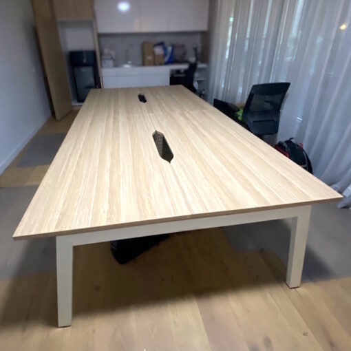 4 Person Desk - 3200 x 1600 - 1 available - Image 2