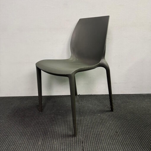 Italian Hidra Chair by Bontempi Stackable - 5 available - Image 2