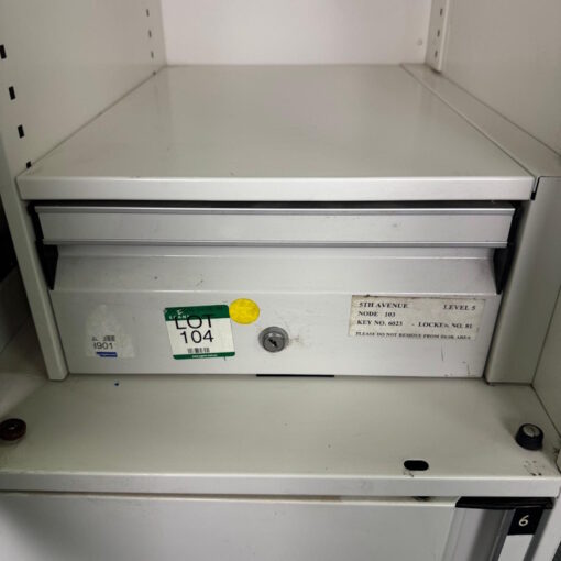 2 Door Locker - 3 available - Image 8