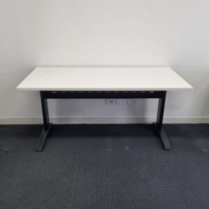 Straight Desk - 1500 x 700 - 4 available