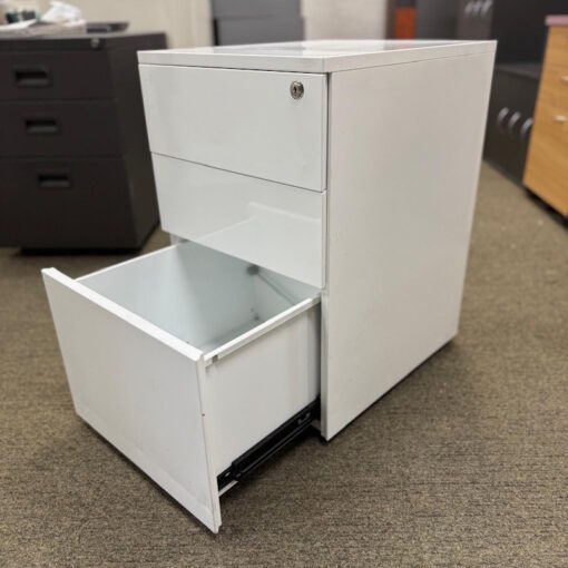 Mobile Drawer Unit - 1 available - Image 5
