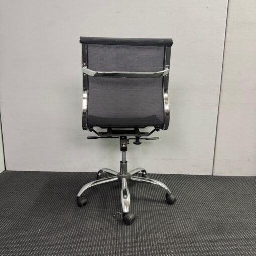 Mesh Boardroom Chair - 1 available - Image 4