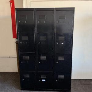 Locker 12 doors Statewide - 3 available
