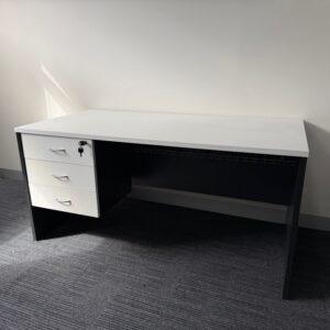 Straight Desk - 1500 x 750 - 4 available