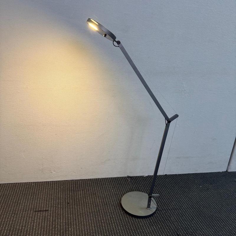 Artemide Demetra Table Lamp - 30 available - Image 5