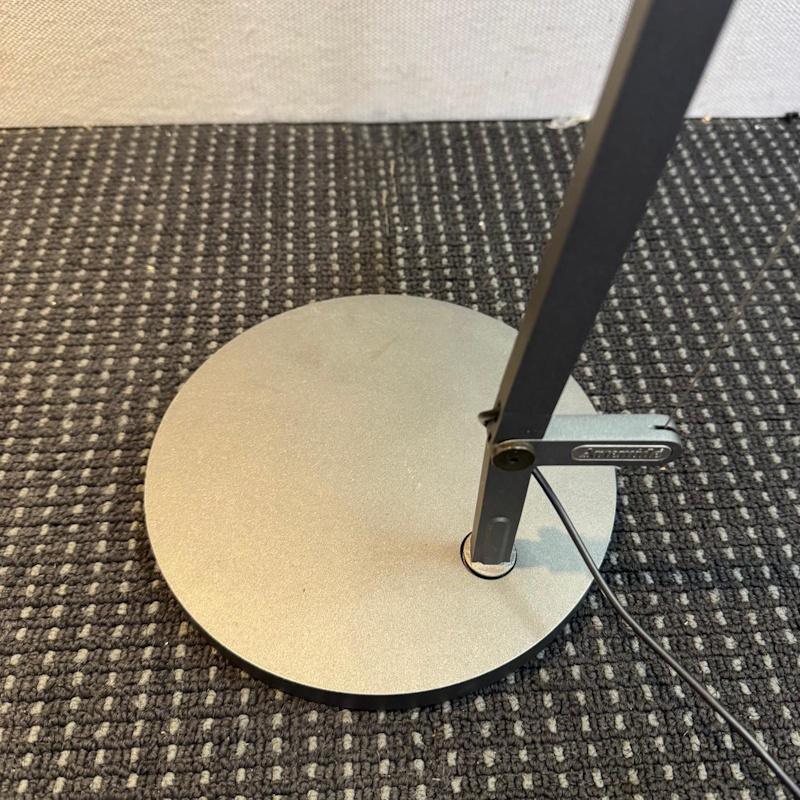 Artemide Demetra Table Lamp - 30 available - Image 7