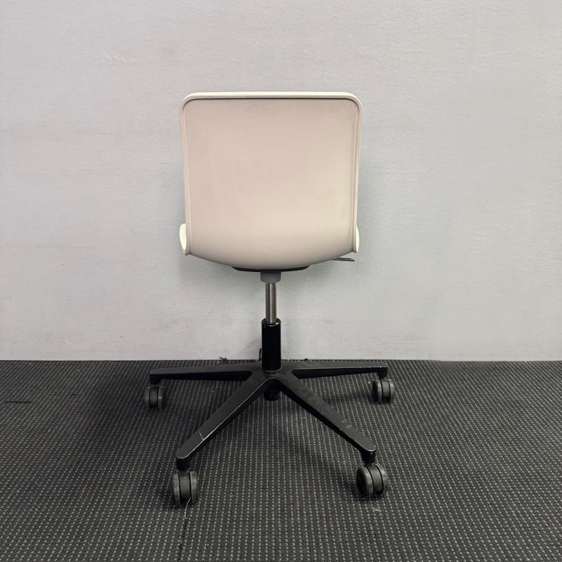 Office Chair HAL Re Studio with Seat Cushion by Vitra - 5 available - Image 5