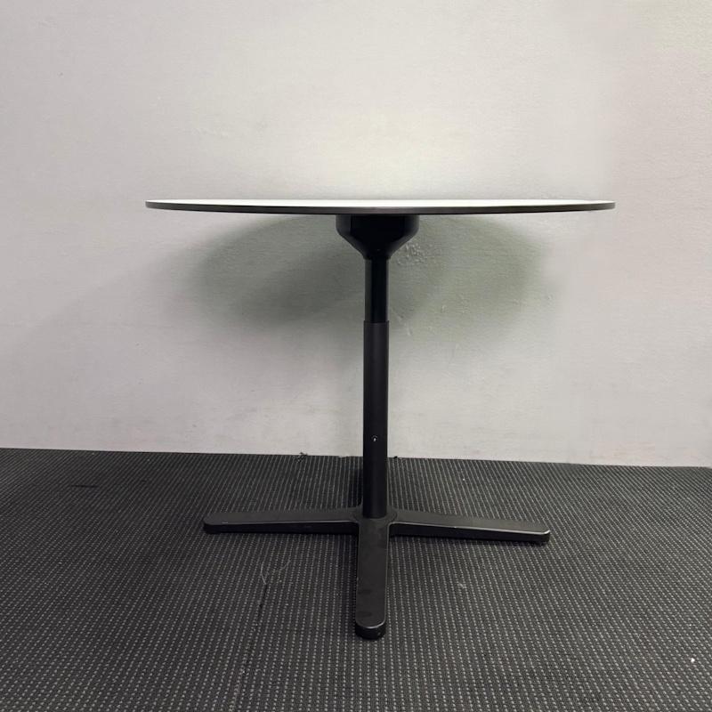Round Super Fold Table by Vitra - 900D - 1 available - Image 6