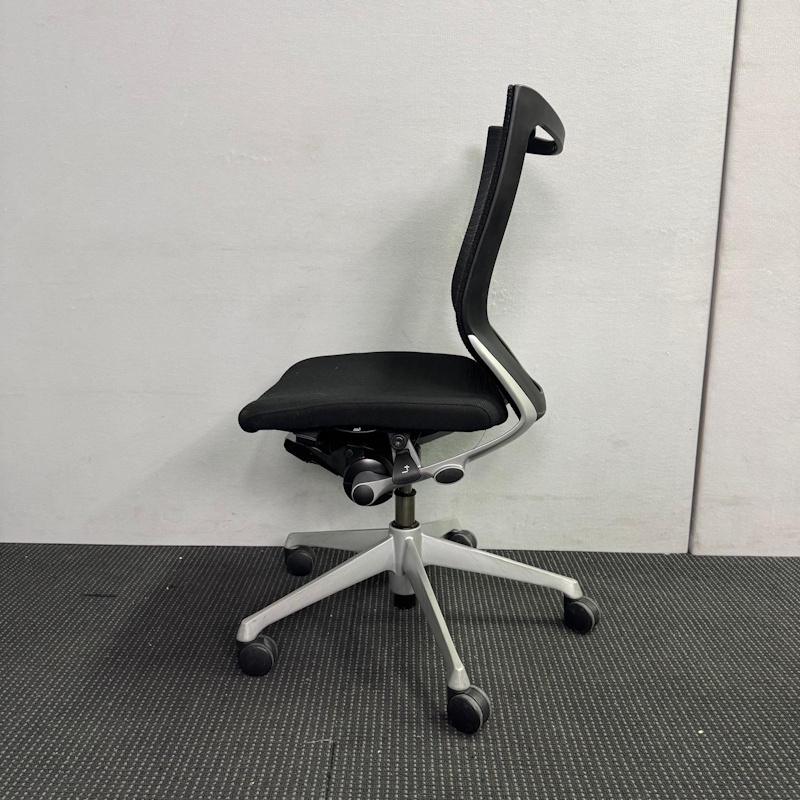 Okamura Baron Office Chair - 66 available - Image 3