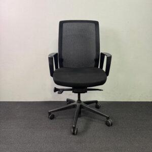 Aveya Mesh Back Office Chair by Bestuhl - 12 available