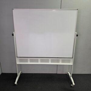 Mobile Whiteboard - 1500 x 1200 - 2 available