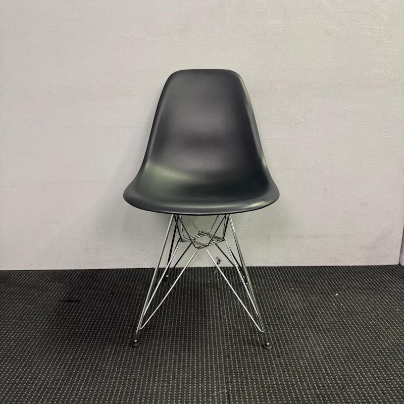 Genuine Herman Miller Eames® Moulded Plastic Side Chair - 249 available - Image 9