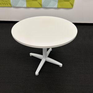 Round Table 900mm in Diameter - 1 available