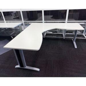 Corner Workstation - 2 sizes - 7 available