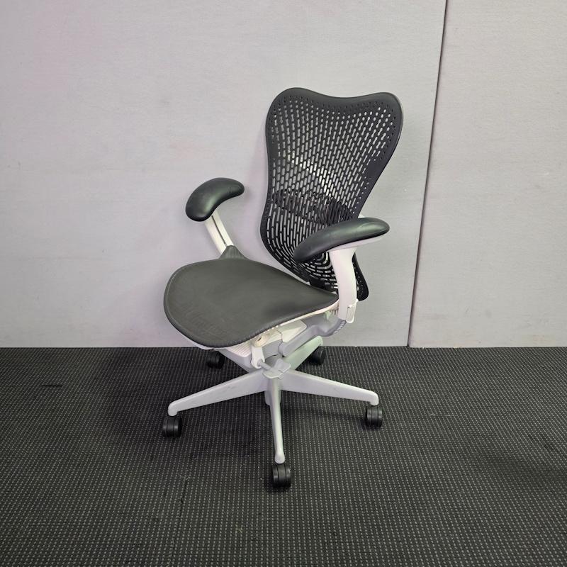 Herman Miller Mirra 2 Chair - 39 available - Image 3