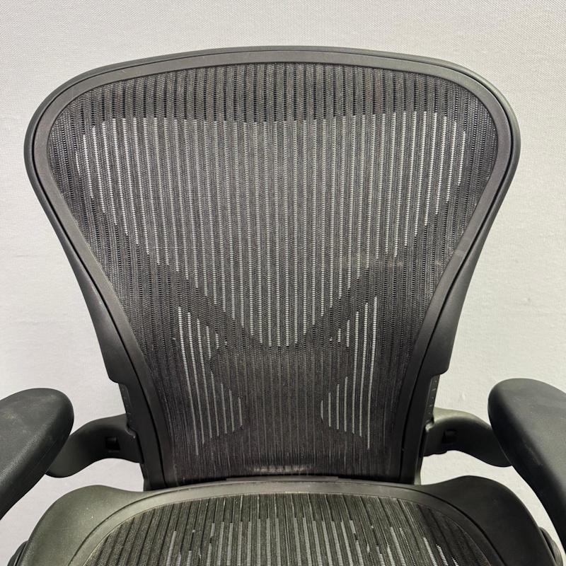 Herman Miller Aeron With PostureFit & Adjustable Arms Size A - 2 available - Image 5
