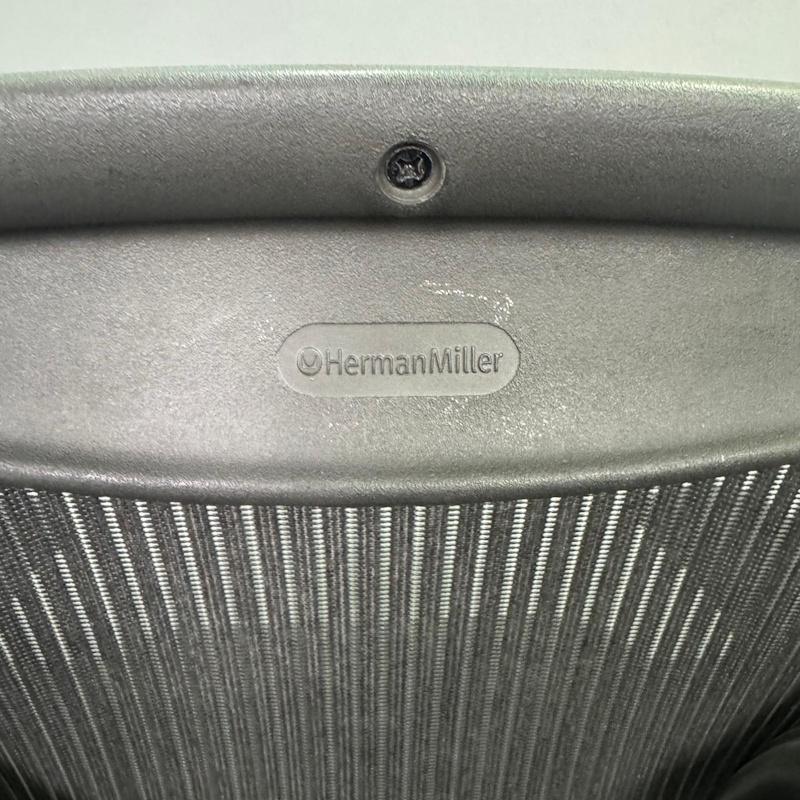 Herman Miller Aeron With PostureFit & Adjustable Arms Size A - 2 available - Image 8