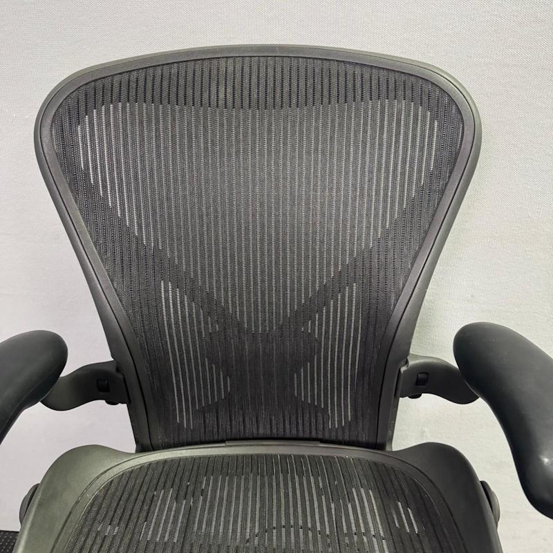Herman Miller Aeron With PostureFit & Adjustable Arms Size B - 4 available - Image 6