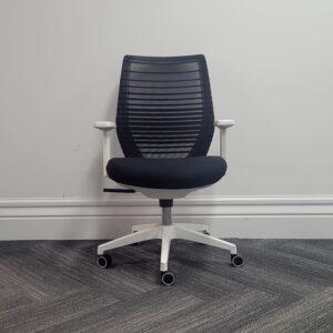 Mesh Back Office Chair - 6 available